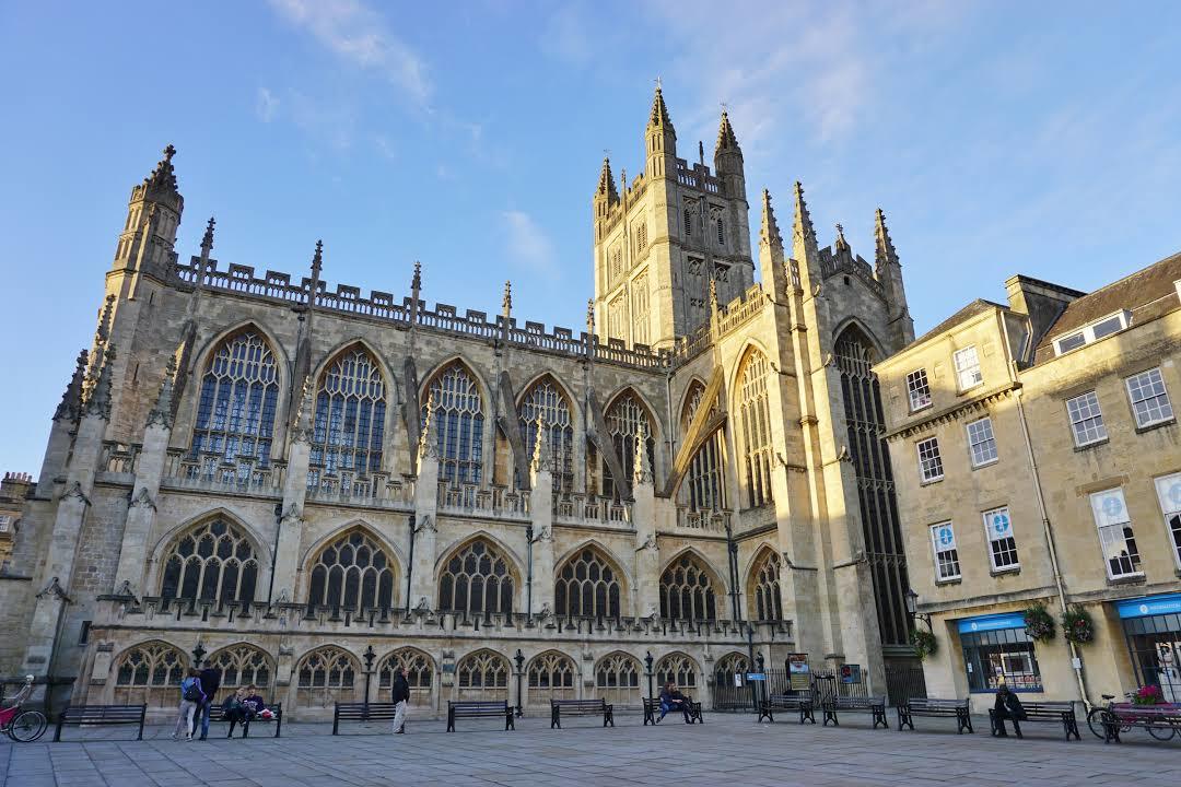 Bath Manastırı